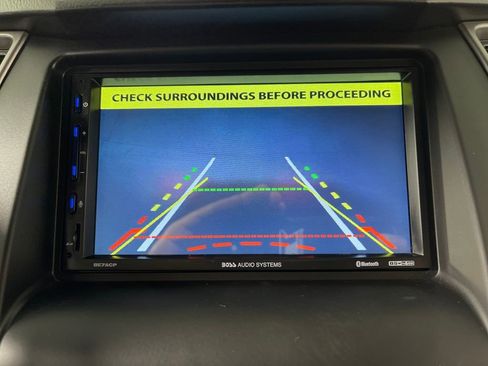 Used 2015 Hyundai Santa Fe Sport image 23