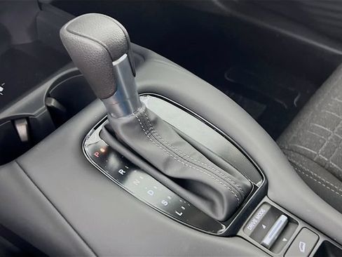 Certified 2026 Honda HR-V LX image 18