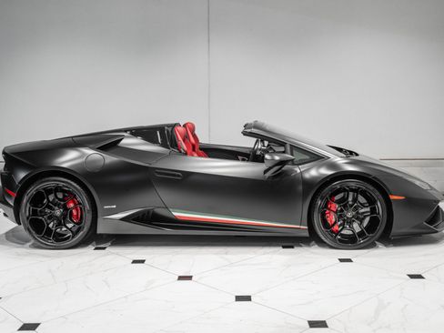 Used 2016 Lamborghini Huracan LP 610-4 AWD/4WD image 5