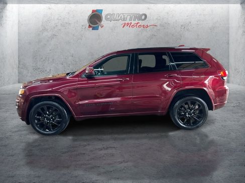 Used 2017 Jeep Grand Cherokee Altitude AWD/4WD image 2