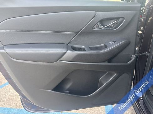 Used 2022 Chevrolet Traverse Premier w/ LPO, Floor Liner Package image 21