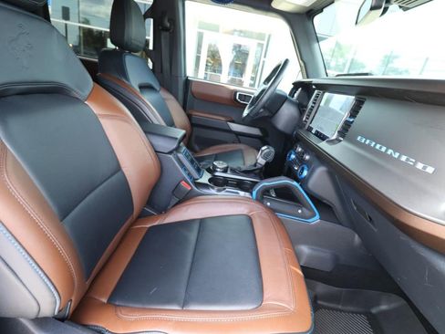 Used 2022 Ford Bronco Outer Banks AWD/4WD image 12
