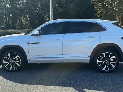 New 2026 Volkswagen Atlas Cross Sport SEL Premium R-Line image 5