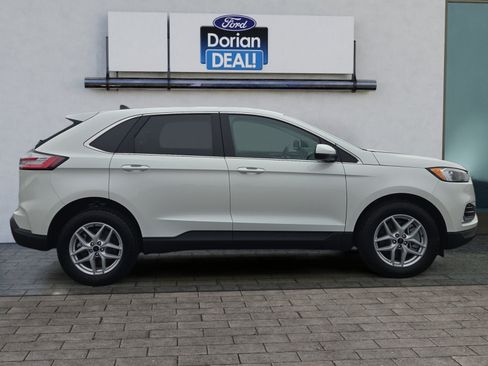Used 2024 Ford Edge SEL w/ Convenience Package AWD/4WD image 2