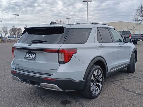 Used 2025 Ford Explorer Platinum w/ LUX Leather Package AWD/4WD image 32