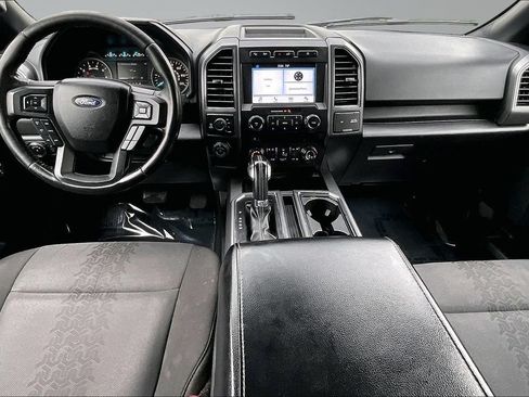 Used 2018 Ford F150 XLT w/ Equipment Group 302A Luxury AWD/4WD image 19