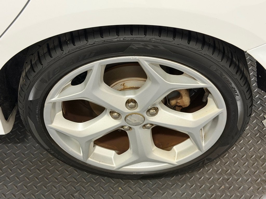 Used 2014 Ford Focus ST FWD image 19