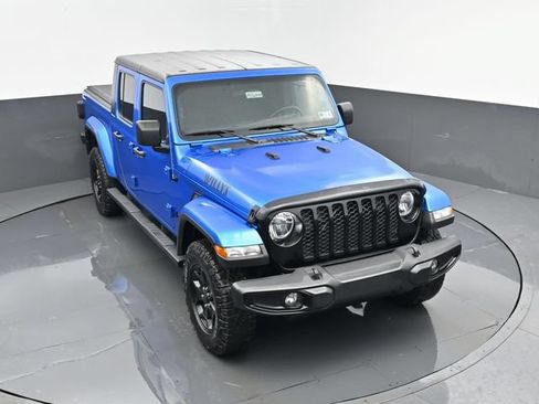 Used 2021 Jeep Gladiator Sport AWD/4WD image 18