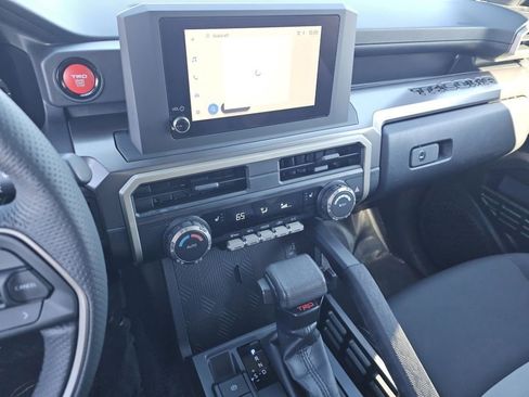 Certified 2025 Toyota Tacoma TRD Sport image 33
