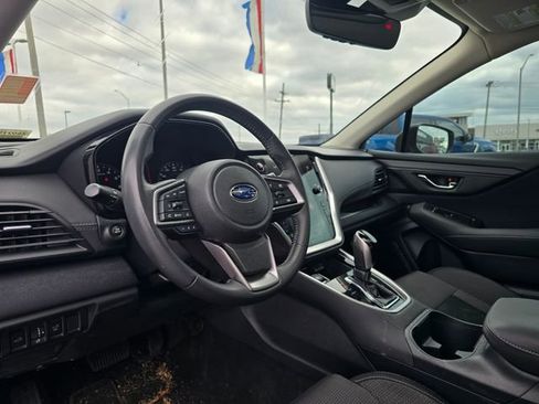 Used 2024 Subaru Outback Premium AWD/4WD image 12