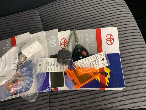 Used 2018 Toyota 4Runner SR5 image 42