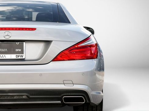 Used 2014 Mercedes-Benz SL 550 image 48
