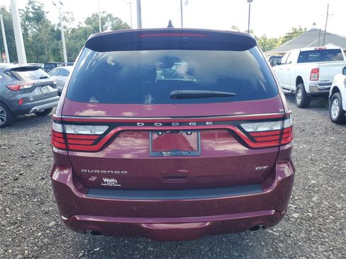 Used 2023 Dodge Durango GT image 9