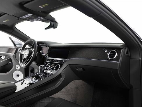Used 2020 Bentley Continental GT V8 AWD/4WD image 38