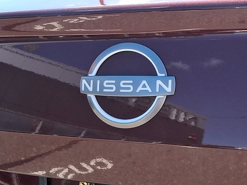 Used 2024 Nissan Altima 2.5 SV FWD image 31