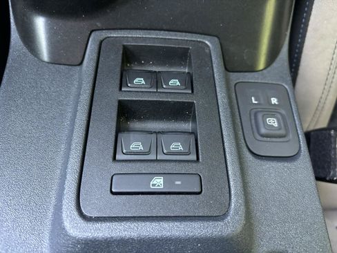 Used 2022 Ford Bronco Wildtrak AWD/4WD image 19