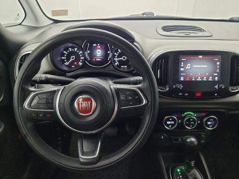 Used 2018 FIAT 500L Pop w/ Premium Group image 22