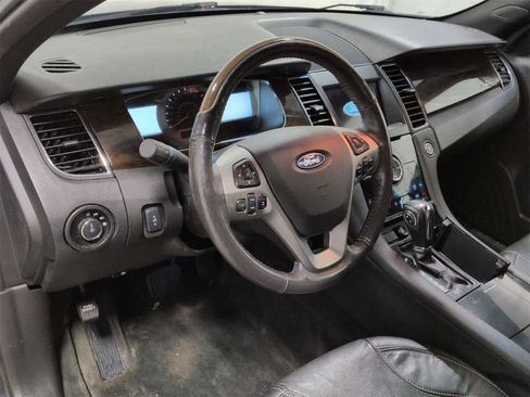 Used 2016 Ford Taurus Limited w/ Equipment Group 301A image 10