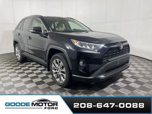 Used 2021 Toyota RAV4 XLE Premium AWD/4WD image 2