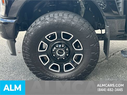 Certified 2025 Ford F250 Platinum AWD/4WD image 12