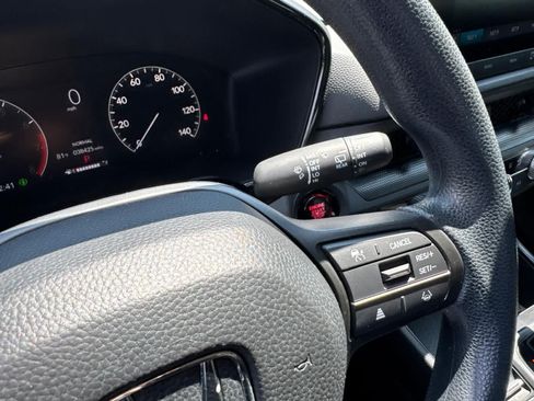 Used 2024 Honda CR-V LX image 18