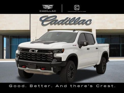 Used 2025 Chevrolet Silverado 1500 ZR2 w/ Technology Package AWD/4WD image 9