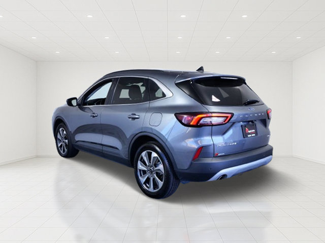 Certified 2025 Ford Escape Platinum AWD/4WD image 4