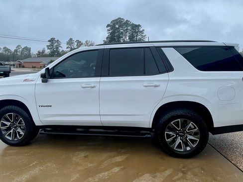 Certified 2023 Chevrolet Tahoe Z71 w/ Luxury Package image 4