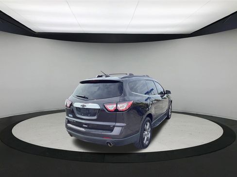 Used 2017 Chevrolet Traverse LT w/ Graphite Special Edition AWD/4WD image 8