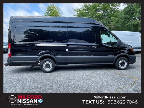 Used 2023 Ford Transit 250 148 High Roof Extended w/ Load Area Protection Package RWD image 6