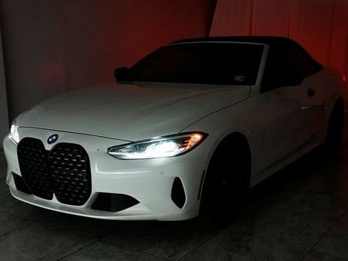 Used 2021 BMW 430i Convertible image 22