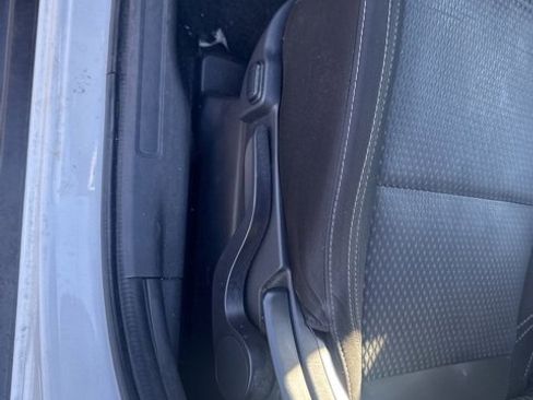 Used 2020 Mitsubishi Outlander ES image 5