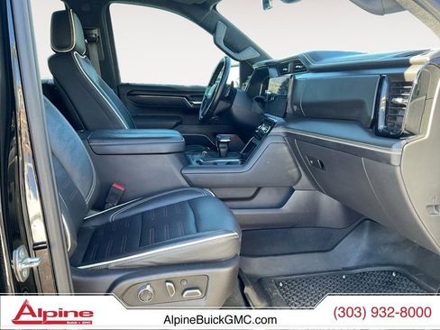 Used 2024 GMC Sierra 1500 AT4X image 15