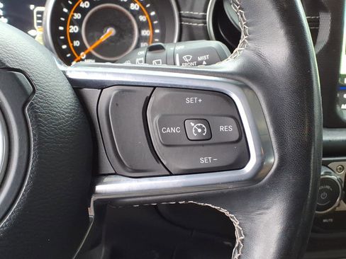 Used 2023 Jeep Wrangler Sahara w/ Cold Weather Group image 20