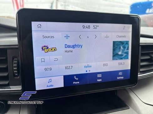 Used 2023 Ford Explorer XLT w/ Equipment Group 202A image 25