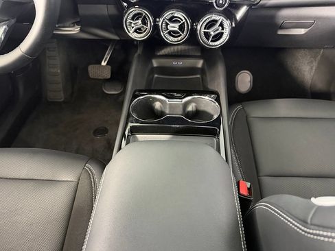 Used 2024 Chevrolet Blazer EV LT AWD/4WD image 16