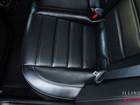 Used 2020 Kia Stinger GT2 image 32