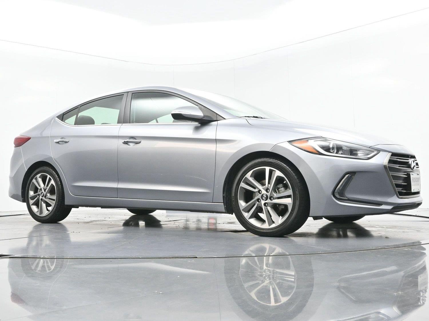 Used 2017 Hyundai Elantra Limited FWD image 42