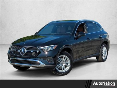 New 2026 Mercedes-Benz GLC 300 image 1