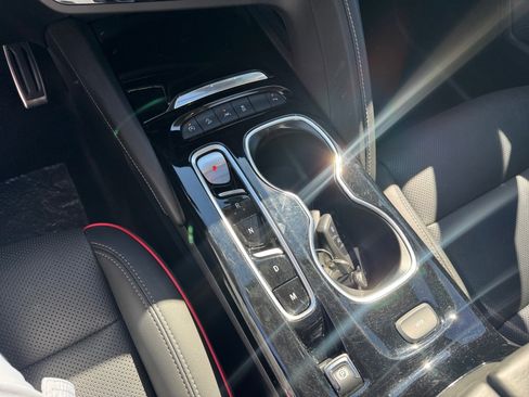 Used 2023 Buick Envision Essence w/ Sport Touring Package image 24