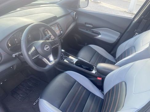 Used 2024 Nissan Kicks SR w/ SR Premium Package image 16