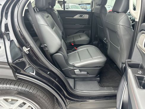 New 2026 Ford Explorer Active w/ Active Comfort Package image 38