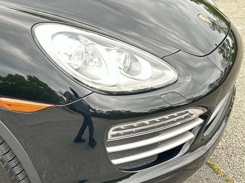 Used 2014 Porsche Cayenne image 10