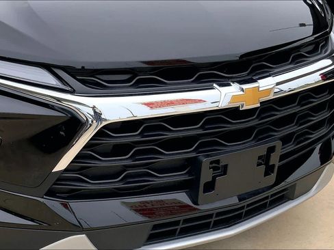 Used 2025 Chevrolet Blazer LT AWD/4WD image 29