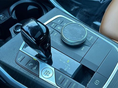 Used 2023 BMW 430i Coupe w/ Premium Package image 23