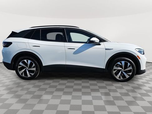 Used 2023 Volkswagen ID.4 Pro image 4