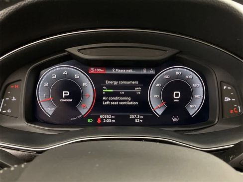 Used 2019 Audi Q8 Premium Plus w/ Premium Plus image 29