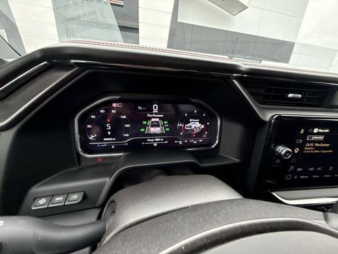 Certified 2024 GMC Sierra 1500 AT4 w/ Technology Package AWD/4WD image 18