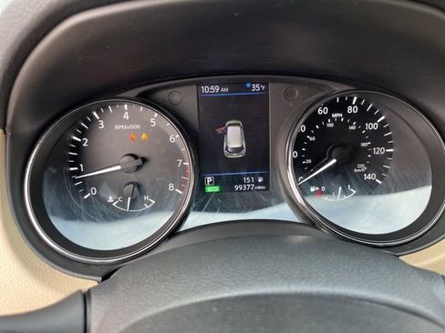 Used 2019 Nissan Rogue SL image 14