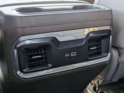 Certified 2023 GMC Sierra 1500 SLT w/ SLT Premium Package AWD/4WD image 19